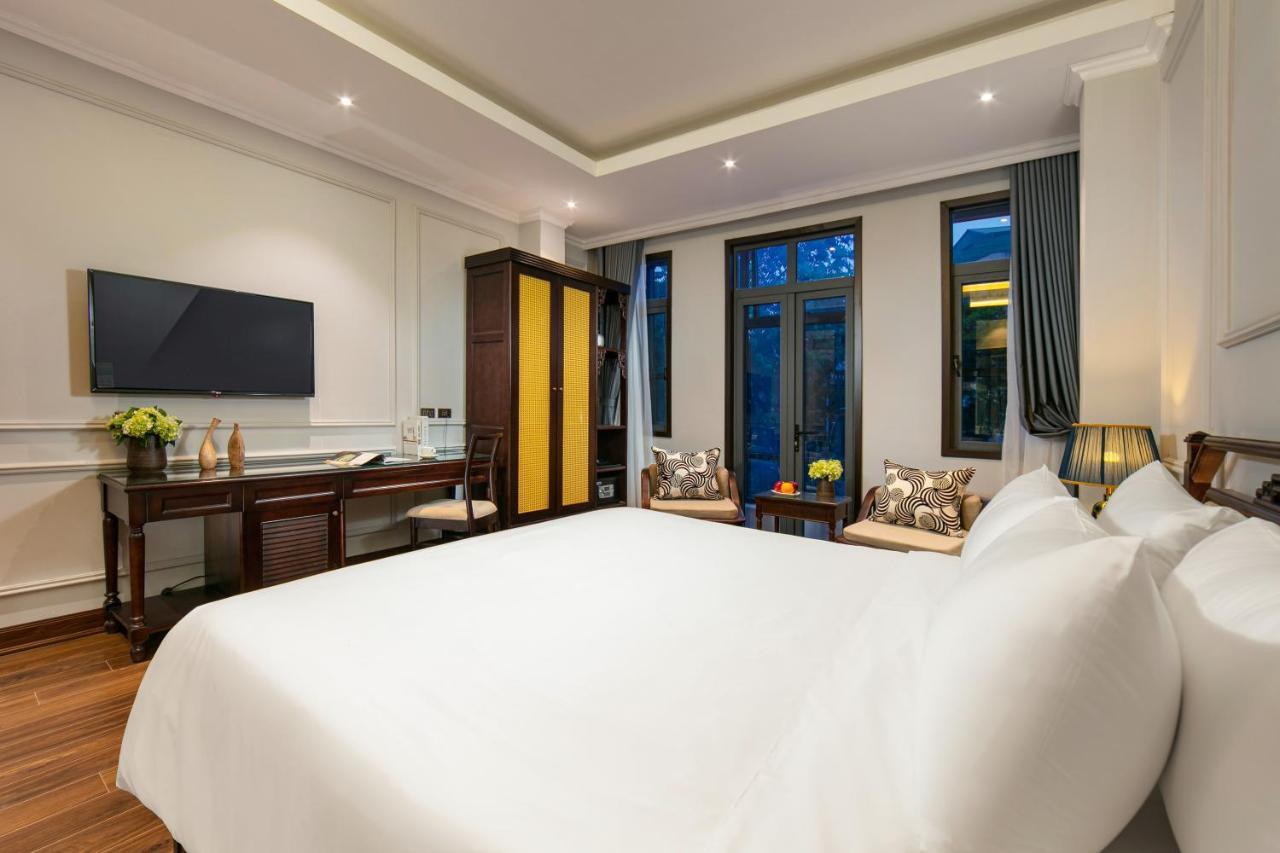 Salute Premium Hotel & Spa Hanoi Exterior foto
