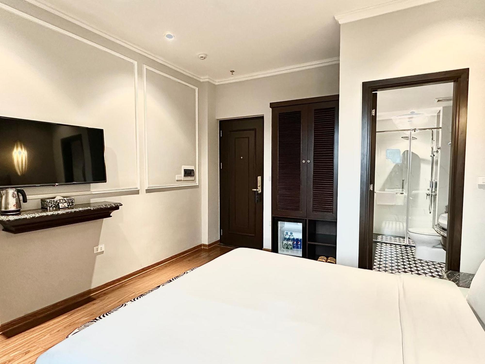 Salute Premium Hotel & Spa Hanoi Exterior foto