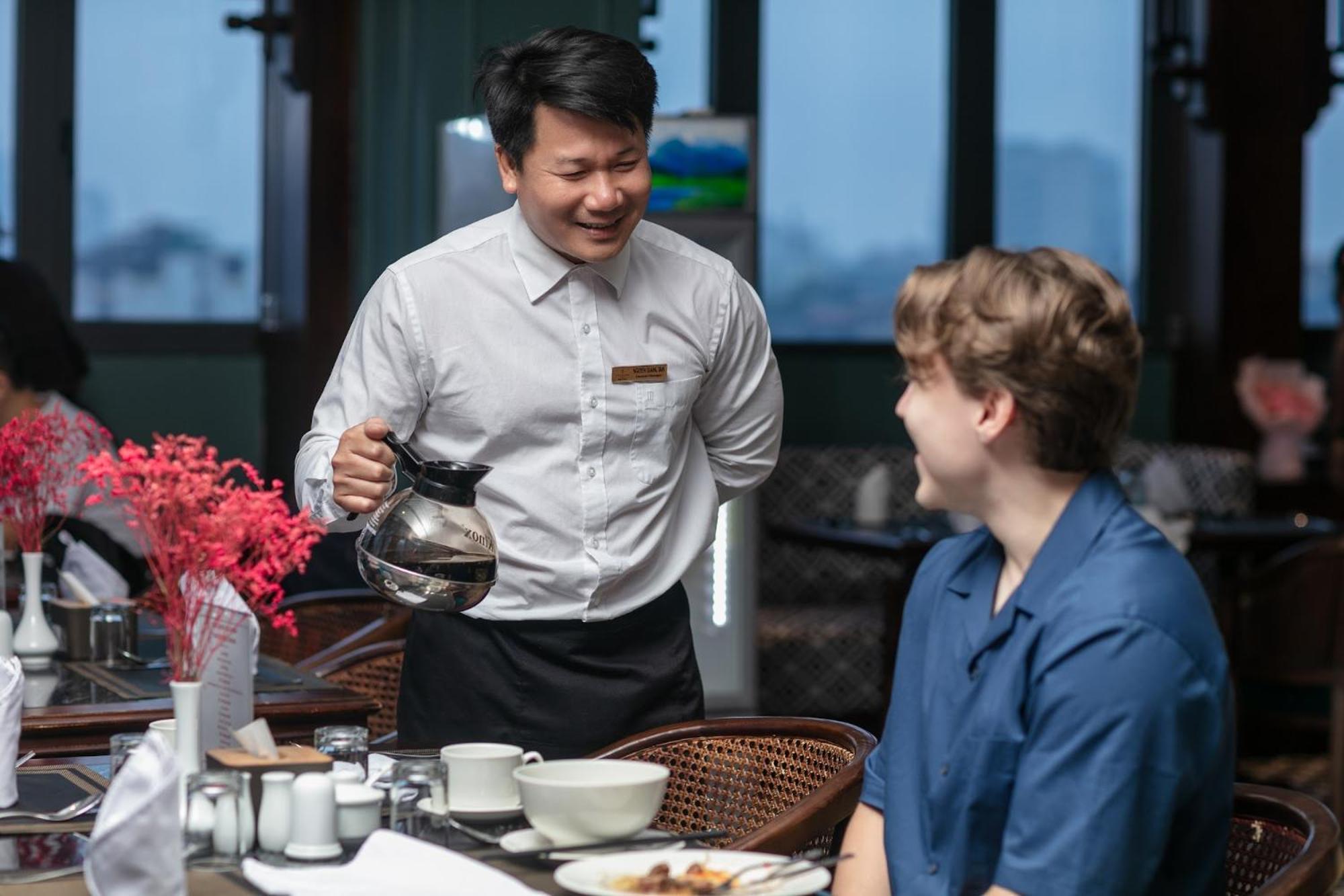 Salute Premium Hotel & Spa Hanoi Exterior foto